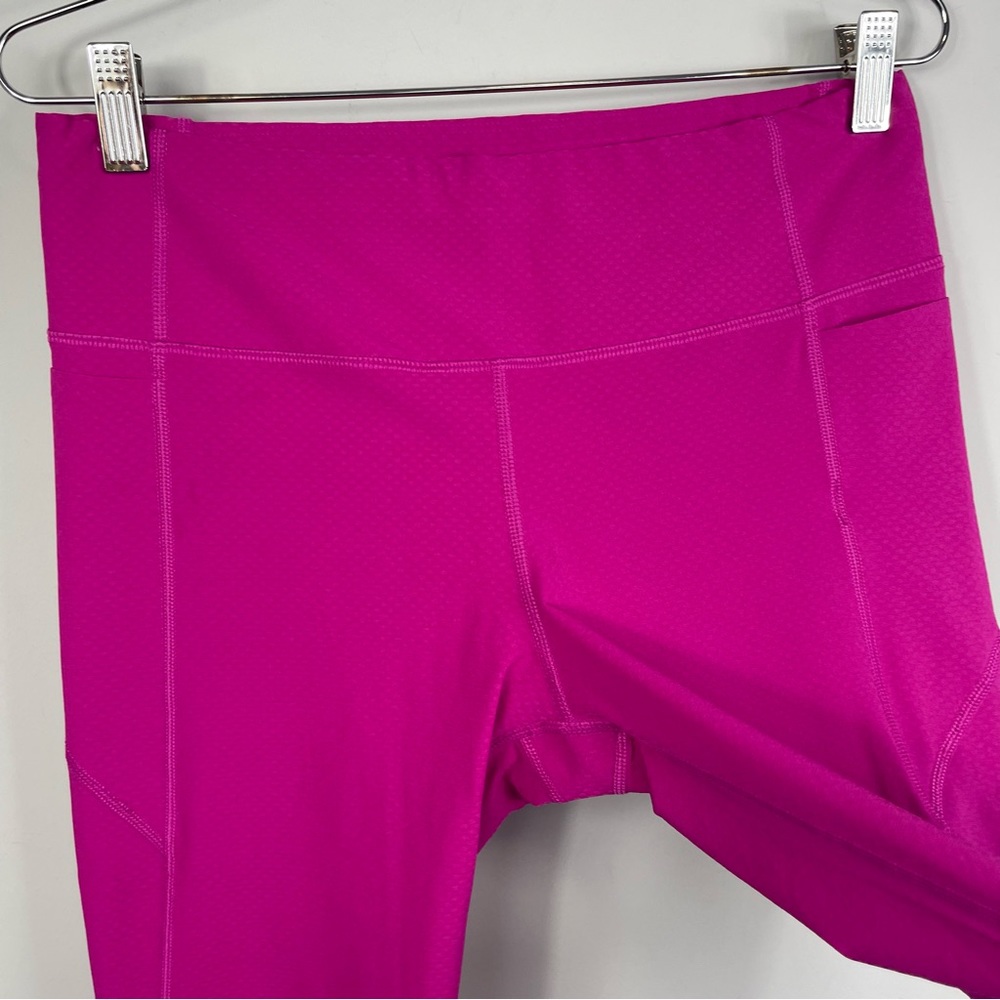 Athleta Dobby Be Free Knicker Crop Capri Leggings Magenta Pink Pants 446613 M - Picture 10 of 16